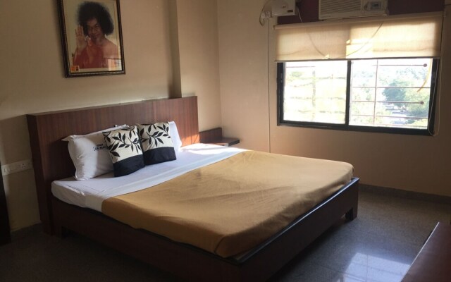 Sai Maa Hotel & Residency