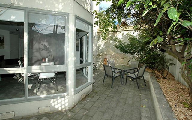 Charles Rooms Guesthouse