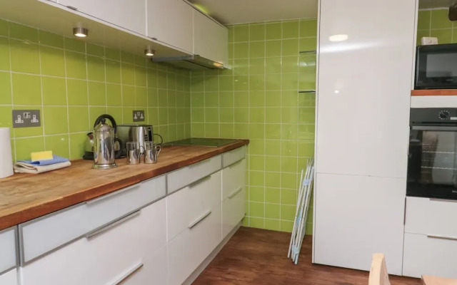 Flat 1