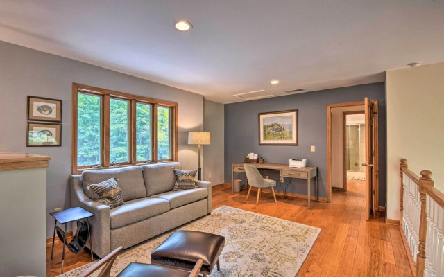 Quiet Riverfront Escape With Deck & Fly Fishing!