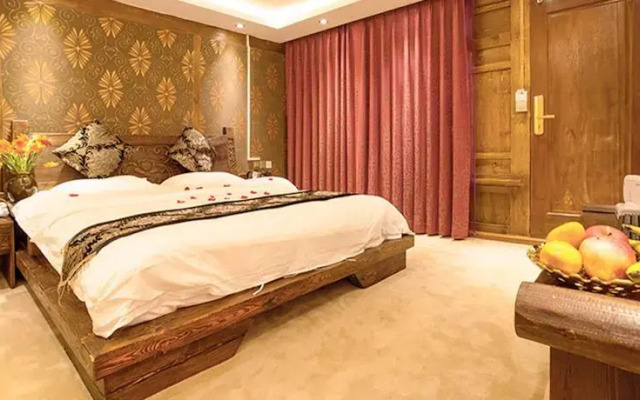 Lijiang Golden Sunshine Boutique Hotel