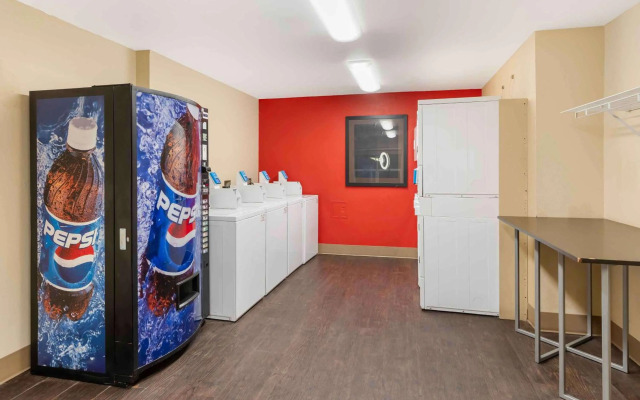 Extended Stay America Suites Fresno North