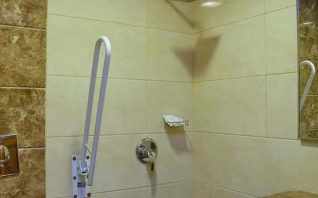Nasamat Ajiad Hotel