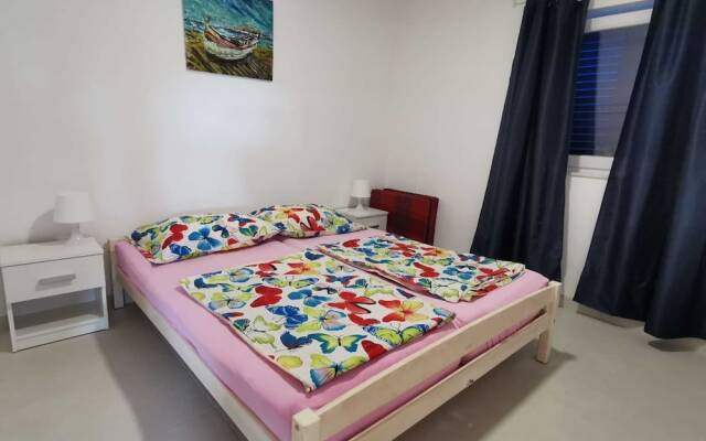 Boutique Apartment in Pirovac With Terrace