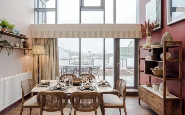 Waterside Living I Luxe Apartments