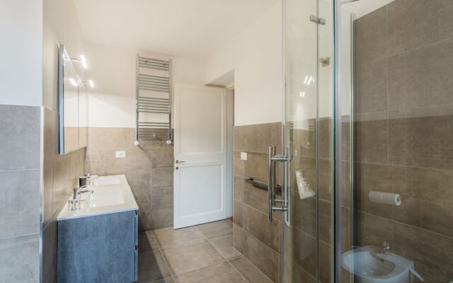 Tittoni Palace Gardens