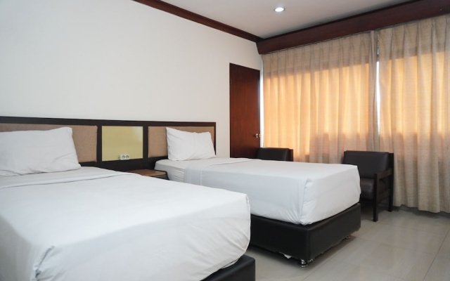Siantar Hotel Parapat
