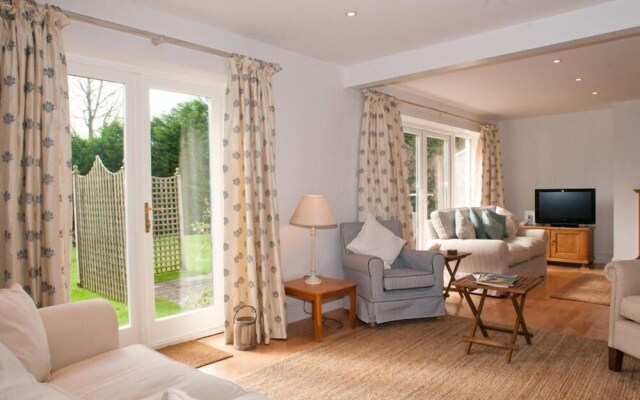 Homefield House