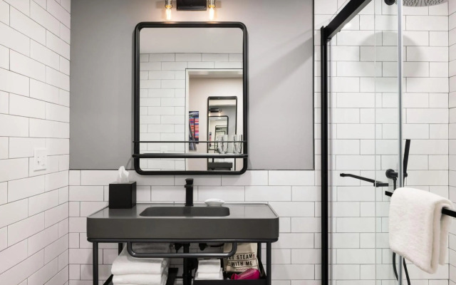 Moxy Halifax Downtown