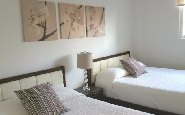 1 Bedroom Park View Apartment Or419