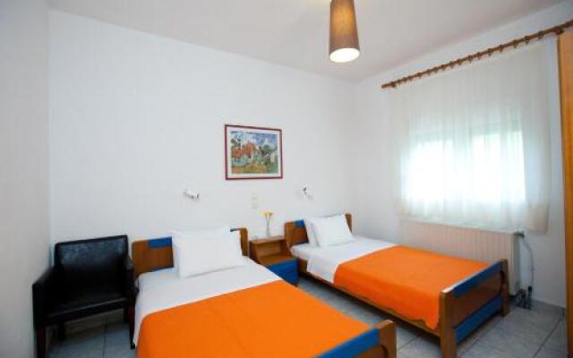 Yiouli Hotel