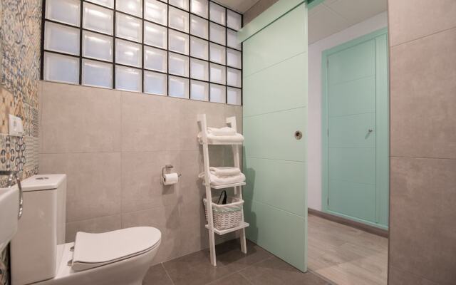 Apartamentos Villa Laura Triana