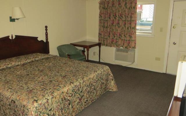 Deluxe Inn