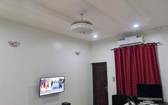 Smart 3 bed Apartment With Fast Wi-fi & 24hr Light