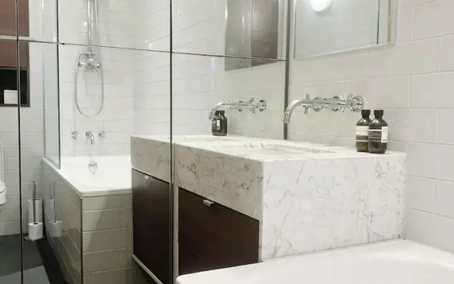 London warehouse 2 bed