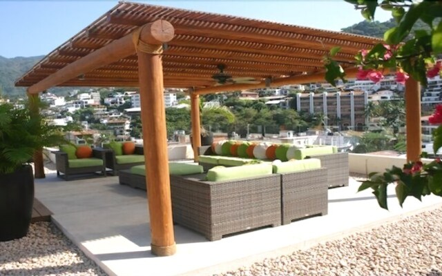 Romantic Zone V399 1 Bedroom