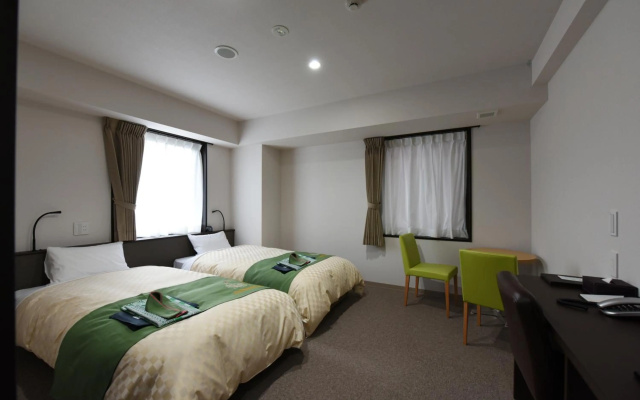 Hotel Shoumeikan – Guest Rooms – Mishima