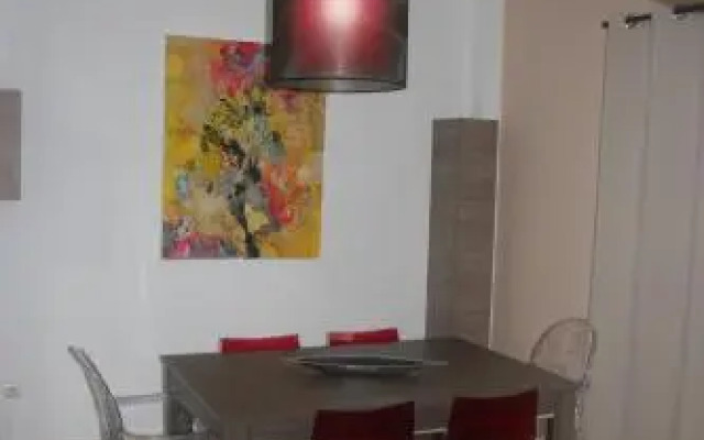 Holiday Apartments Malvarrosa Beach