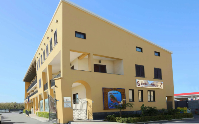 catalogImage