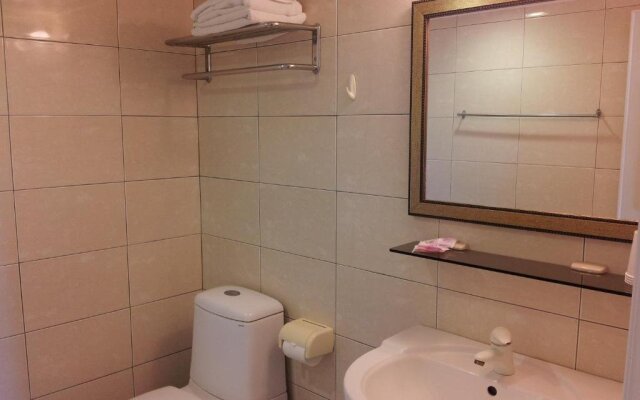 Bowa Hotel