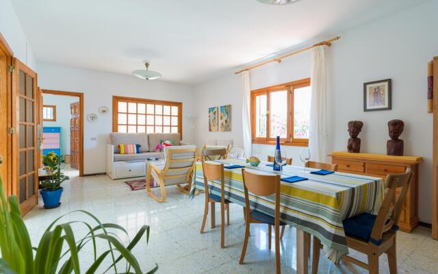 Agaete Pupe Home by Canariasgetaway
