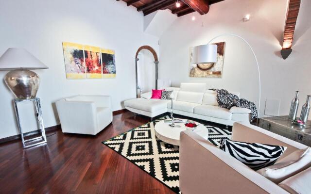 Scala Elegant Apartment