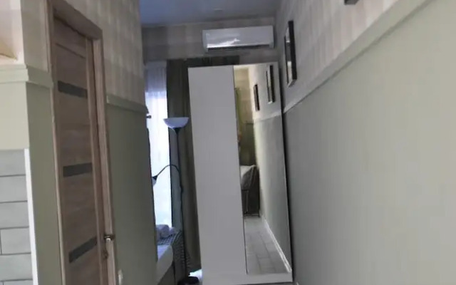 Gus House