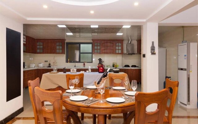 1940 Luxury Villa