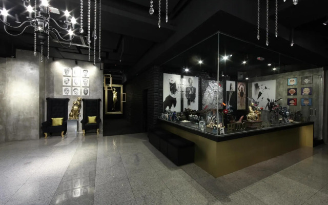 The Hulo Hotel Gallery