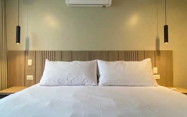w Modern 2BR w AC in Miraflores