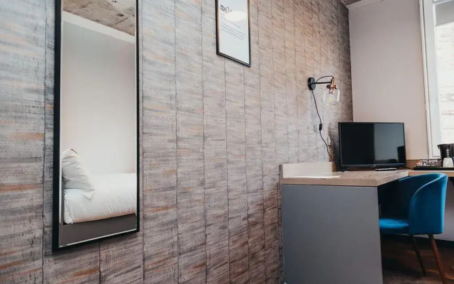 Quarter by Warren Collection