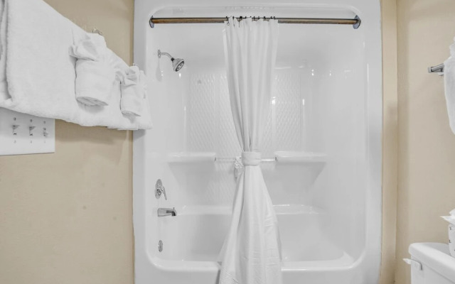Oceanfront Atlantica Condo
