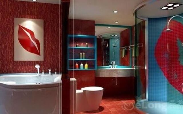 Chengdu Tianyufengqing Hotel