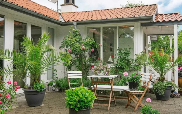 6 Person Holiday Home in Glesborg