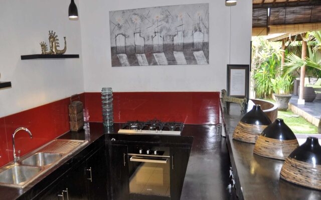 Villa Bali Caviar