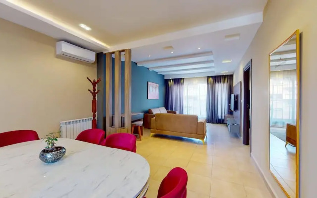 Kingdom Luxury Hotel