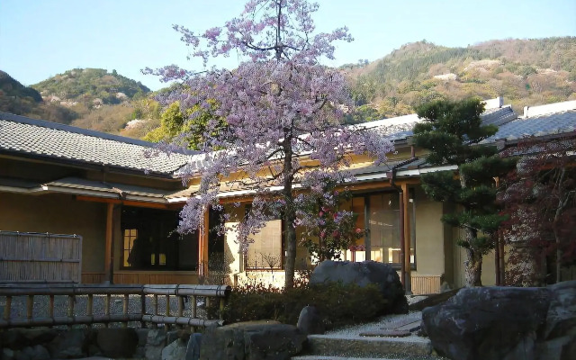 Ryotei Rangetsu