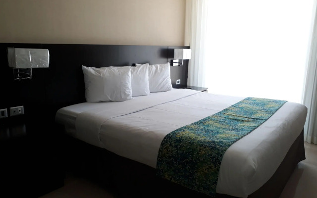 Seven Crown La Paz Malecon