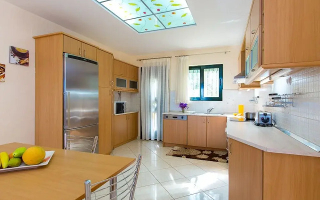 Argyro Villa