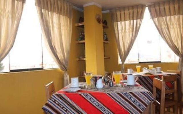 Santa Maria Inn Puno