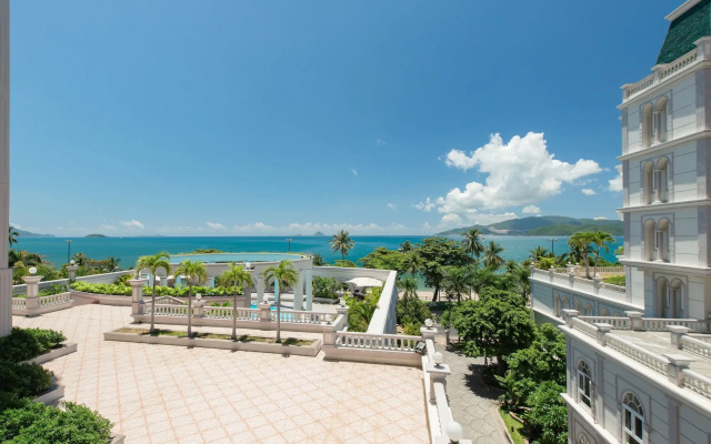 Sunrise Nha Trang Beach Hotel & Spa