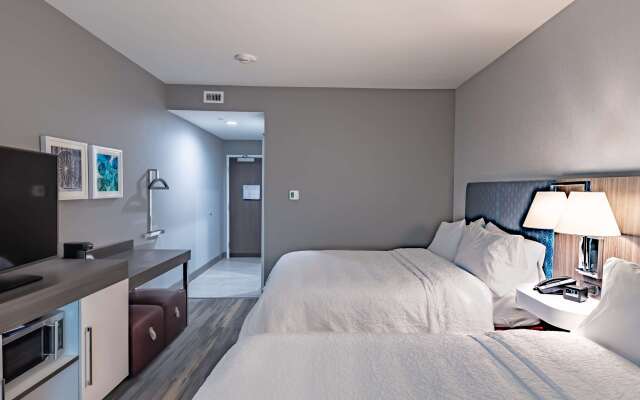 Hampton Inn & Suites Dallas/Plano Central