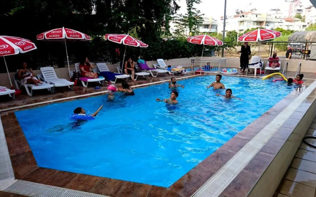 Ada Apart & Hotel