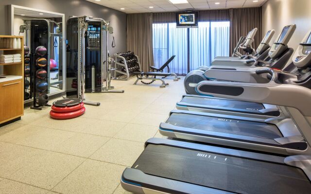 Doubletree by Hilton Newark - Fremont