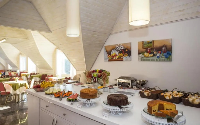 Hotel Parque das Flores