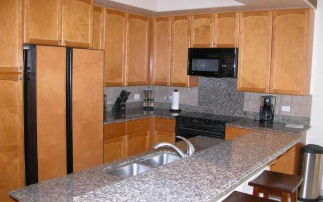 Colony Villa Paradise Among the Palm Trees