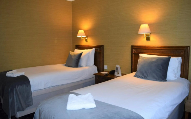 The Rose and Crown Hotel – Tonbridge