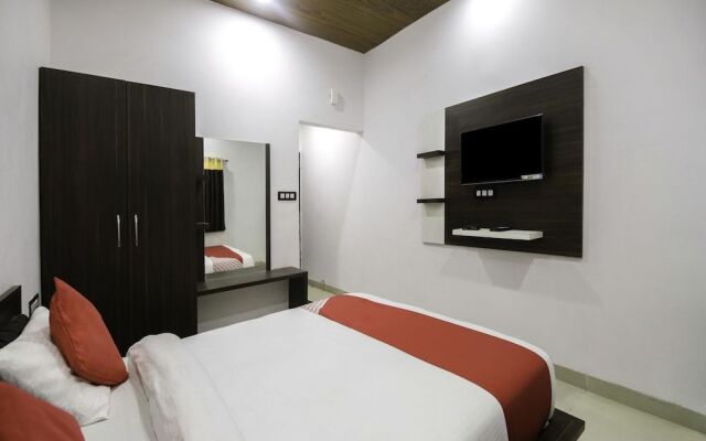 OYO 25084 Hotel Jai Hind