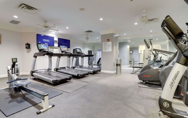 Gorgeous 2 Condo Ballston place w-GYM