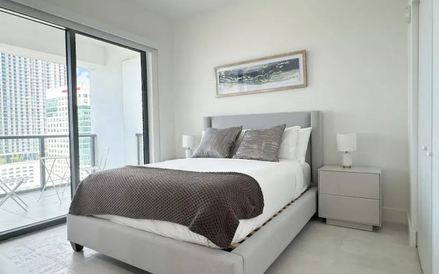 Luxury 3BR with Private Rooftop